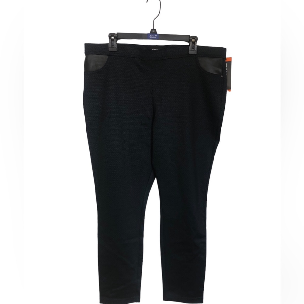 NWT Navy/Multi color DKNY Jeans Pull-on Ponte Stretch Pants size XXL.